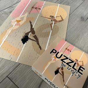 Puzzle Pole Dance — układanka w trakcie składania