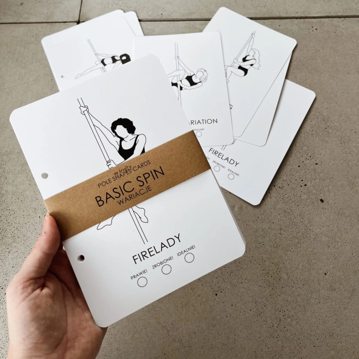 Karty z figurami Basic Spin Variations — zestaw z banderolą i figurą Firelady