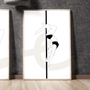Plakat pole dance Russian Layback czarno-biały — oprawiony, oparty o ścianę