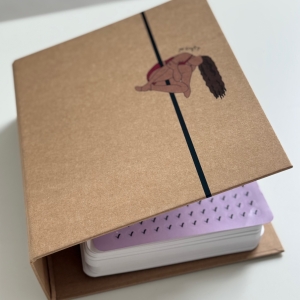 Pole Shapes Book Beginner — segregator z kartami figur pole dance dla początkujących