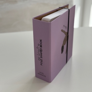 Pole Shapes Book Advanced – segregator z ilustracją tancerki
